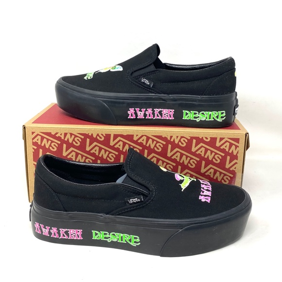 VANS Classic Slip On Stackform Shoe For Women Black Canvas Low Top VN0A7Q5R1OJ - Picture 4 of 11